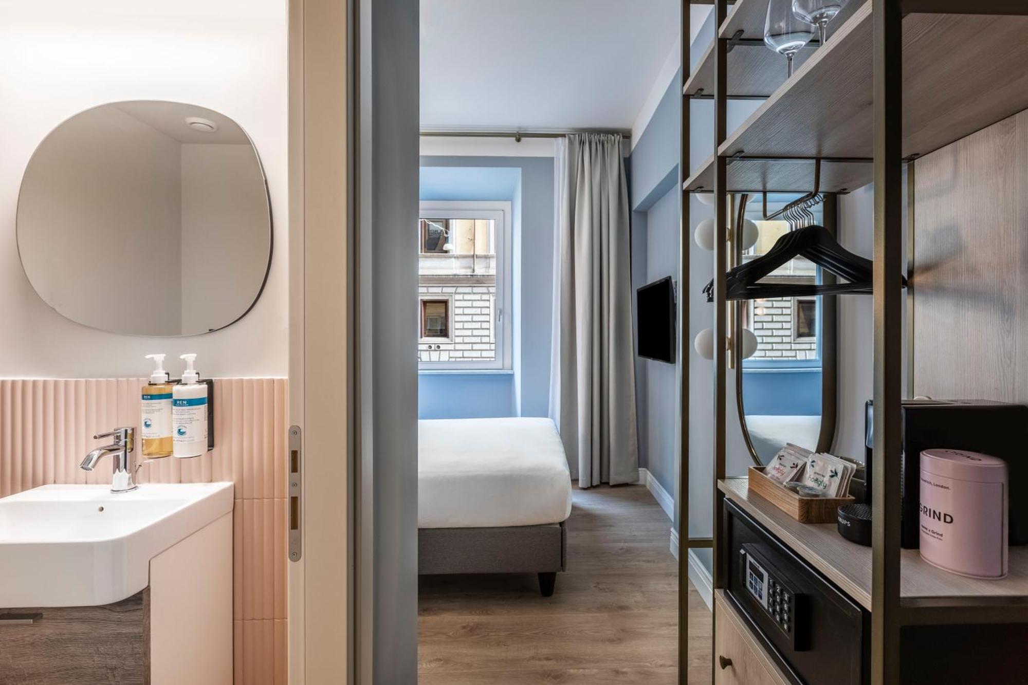 Hotel Numa Linea Roma