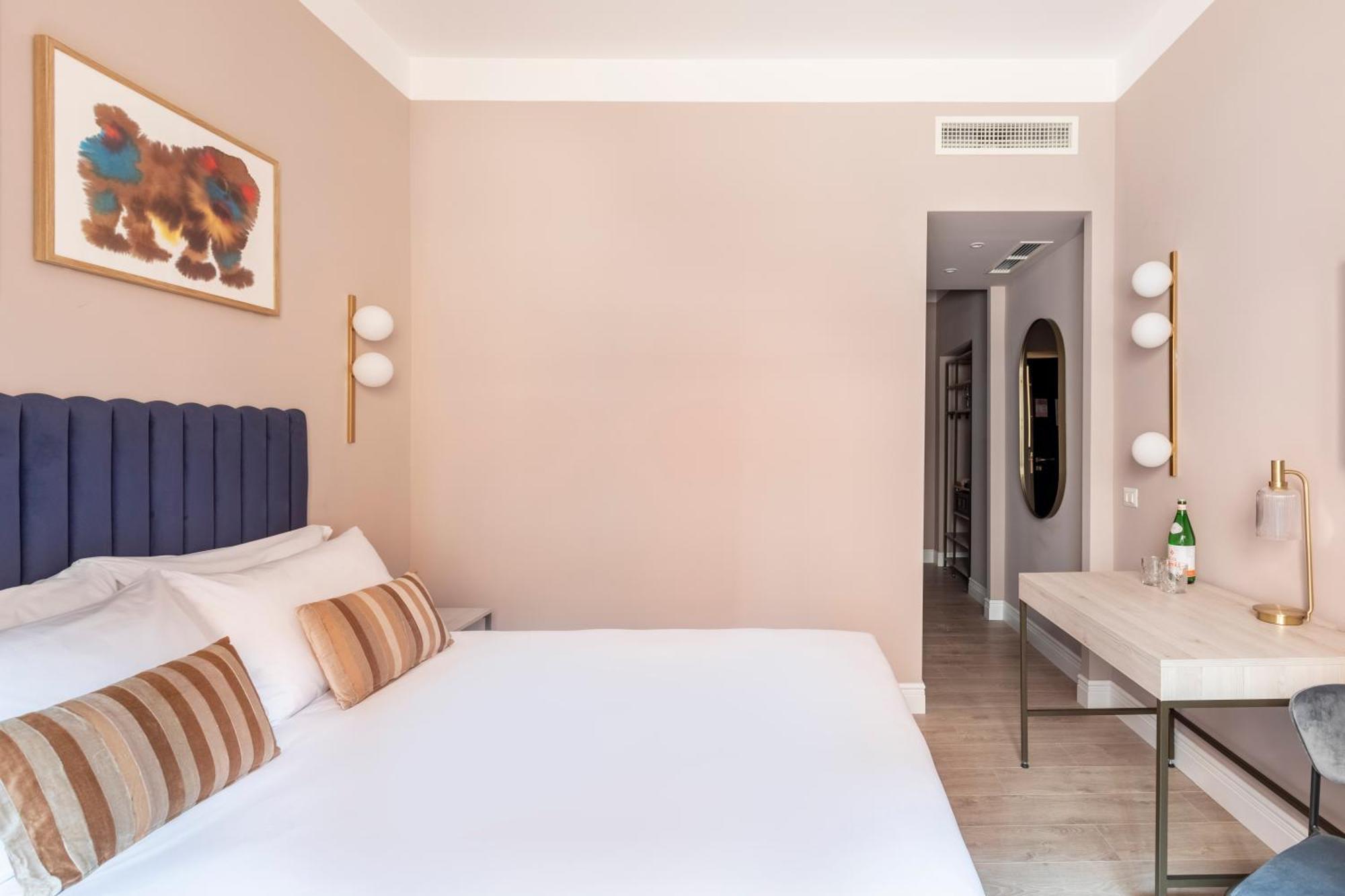 Hotel Numa Linea