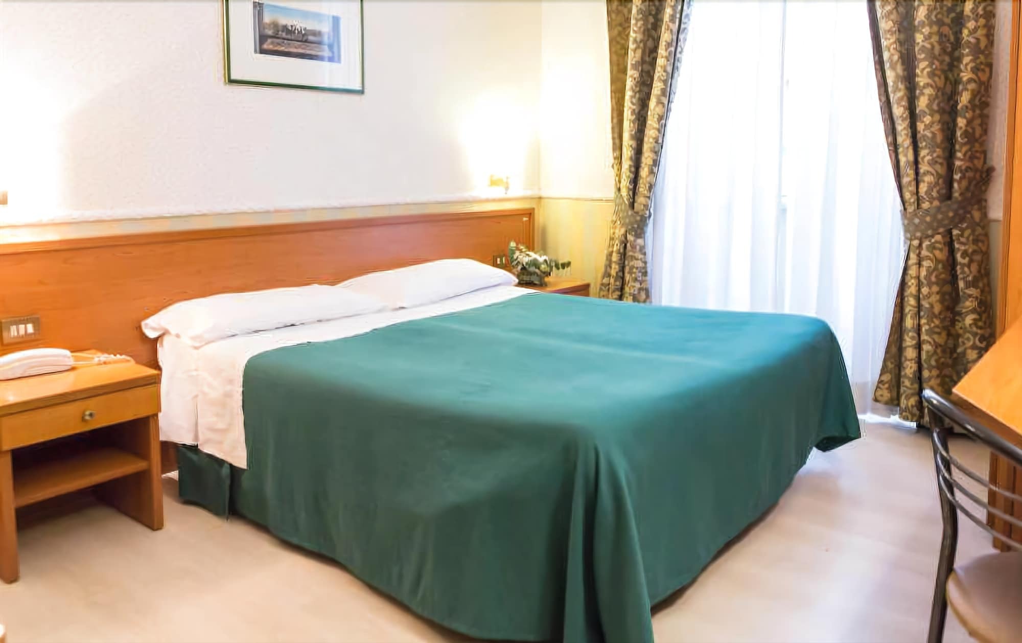 Numa Linea Hotel 3*